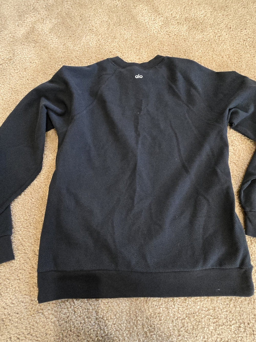 ALO Yoga Men's Black Crewneck Sweater